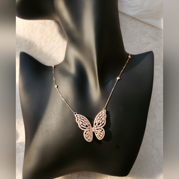 Cote D'argent sterling silver butterfly necklace with CZ embellishments - Picture 1 of 9